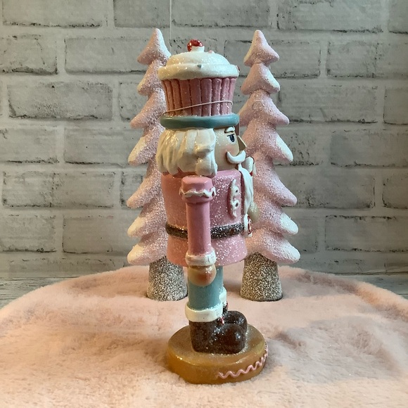 CUPCAKES & CASHMERE 11in Cupcake Nutcracker Only - Picture 5 of 7